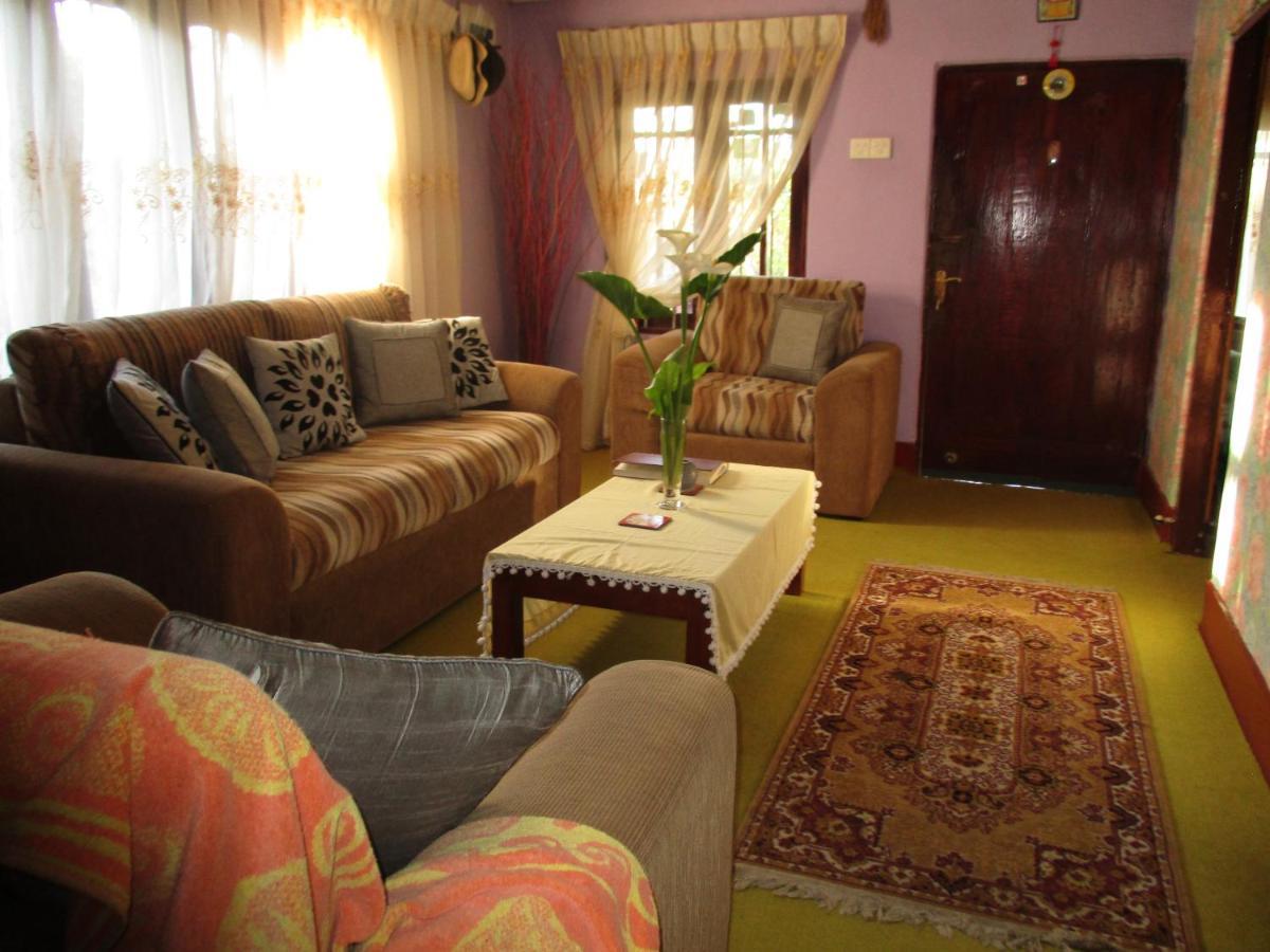 نوفارا إيلِيا Redwood Homestay المظهر الخارجي الصورة